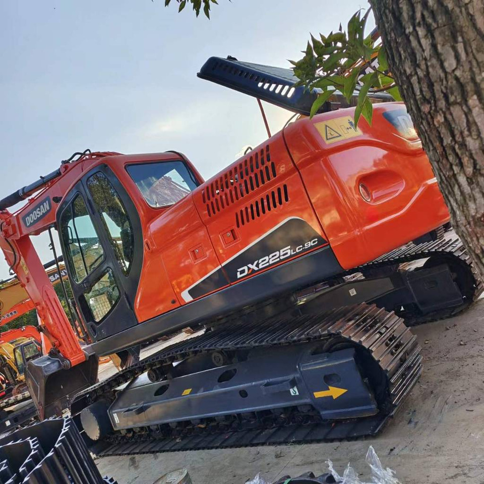 Doosan DX 225 LC - Excavadora de cadenas: foto 1 Doosan DX 225 LC - Excavadora de cadenas: foto 1