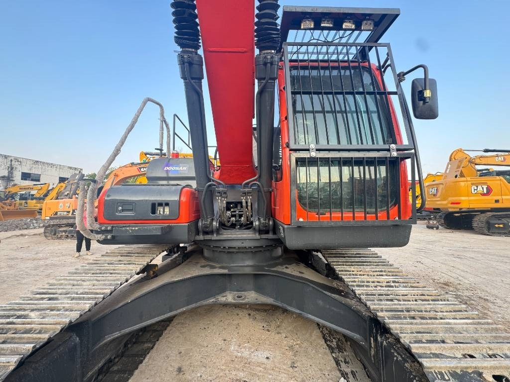 Doosan DX 225 LC - Excavadora de cadenas: foto 5 Doosan DX 225 LC - Excavadora de cadenas: foto 5