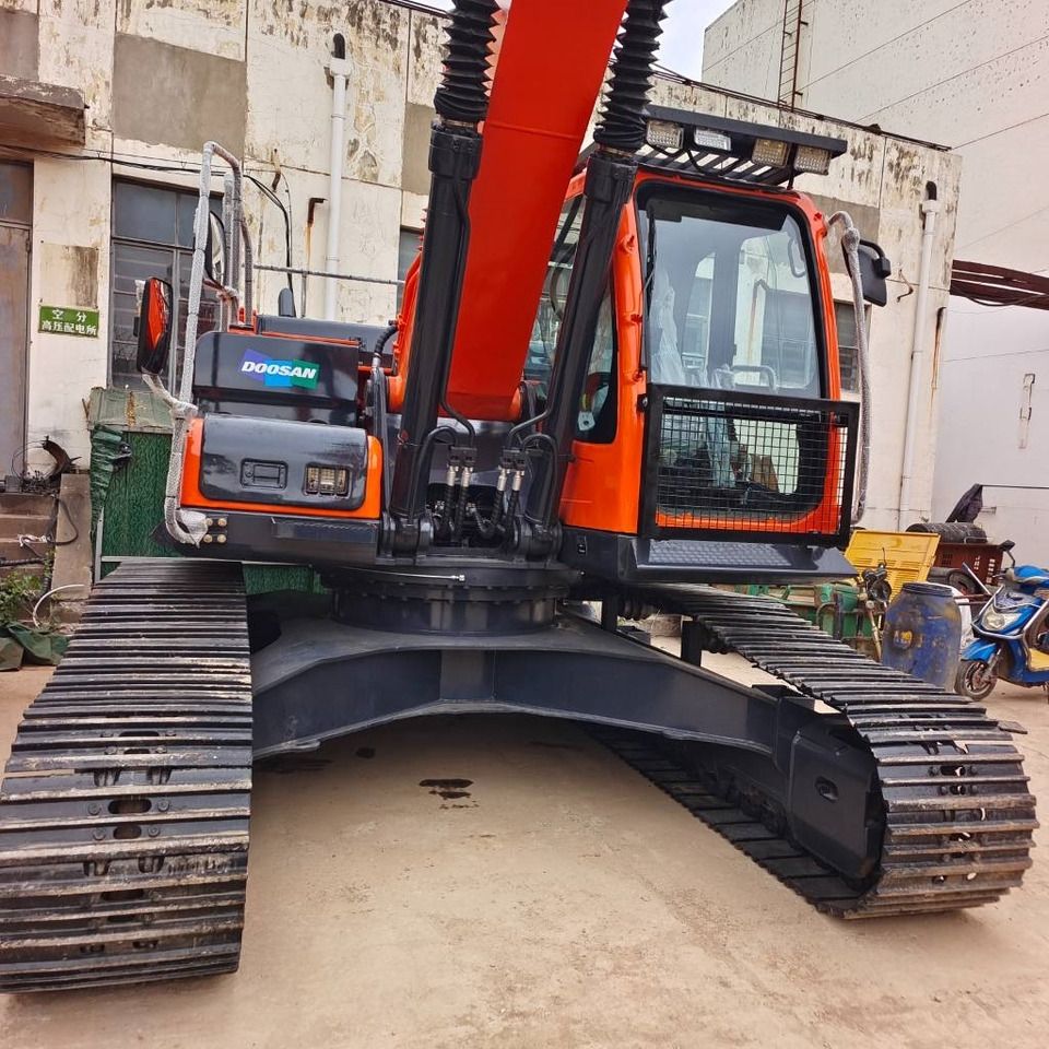 Doosan DX 300 - Excavadora de cadenas: foto 5 Doosan DX 300 - Excavadora de cadenas: foto 5