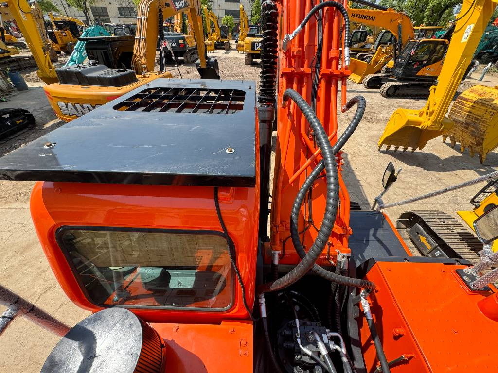 Doosan DX 300 LC-9S - Excavadora de cadenas: foto 4 Doosan DX 300 LC-9S - Excavadora de cadenas: foto 4