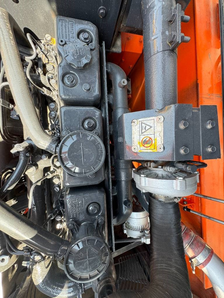 Doosan DX 300 LC-9S - Excavadora de cadenas: foto 3 Doosan DX 300 LC-9S - Excavadora de cadenas: foto 3
