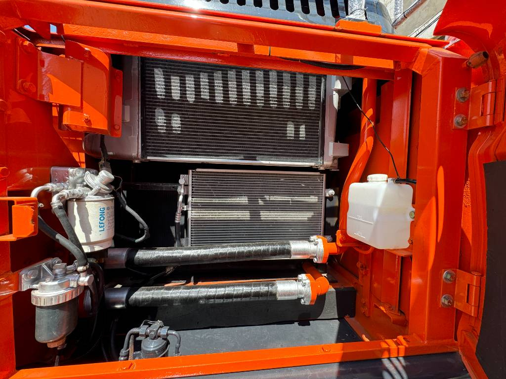 Doosan DX 300 LC-9S - Excavadora de cadenas: foto 4 Doosan DX 300 LC-9S - Excavadora de cadenas: foto 4