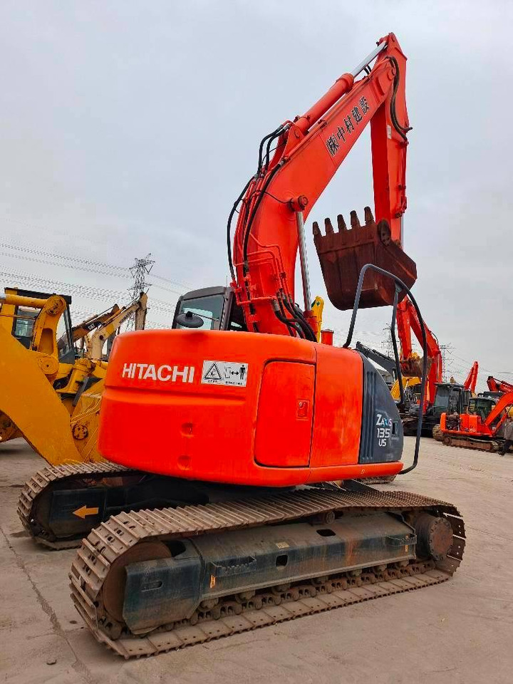 Hitachi ZX 135 US - Excavadora de cadenas: foto 2 Hitachi ZX 135 US - Excavadora de cadenas: foto 2