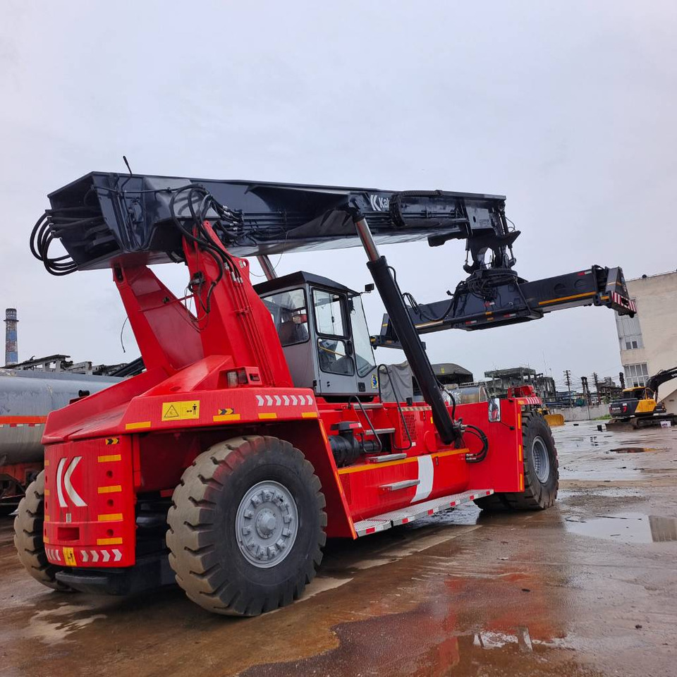 Kalmar DRF 450-60 S6 - Reach stacker: foto 5 Kalmar DRF 450-60 S6 - Reach stacker: foto 5