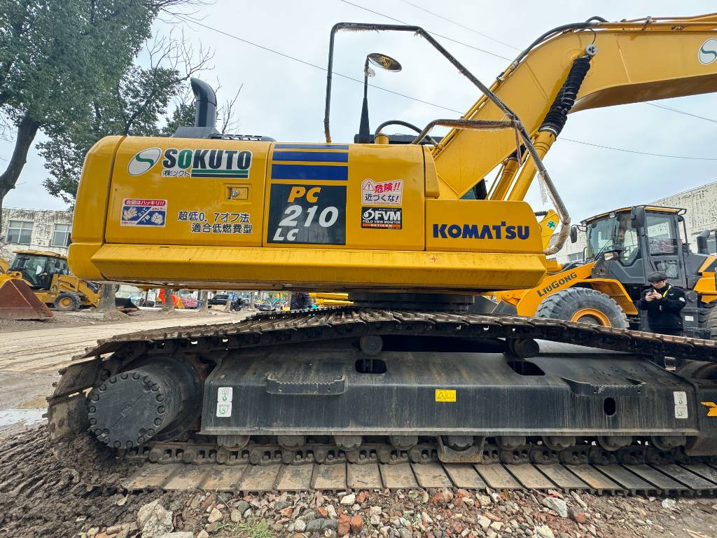 Komatsu PC 210 LC-8 - Excavadora de cadenas: foto 2 Komatsu PC 210 LC-8 - Excavadora de cadenas: foto 2