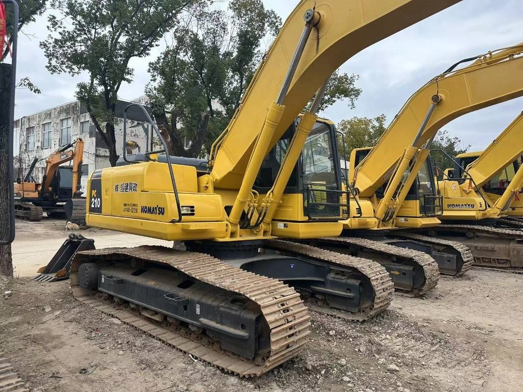 Komatsu PC 210 LC - Excavadora de cadenas: foto 5 Komatsu PC 210 LC - Excavadora de cadenas: foto 5