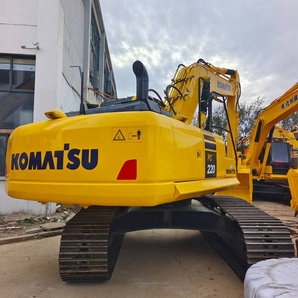 Komatsu PC 220 - Excavadora de cadenas: foto 1 Komatsu PC 220 - Excavadora de cadenas: foto 1