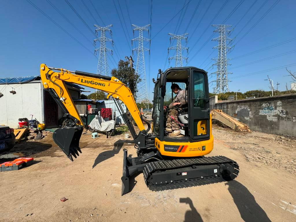 LiuGong 9035FZTSG4 - Miniexcavadora: foto 5 LiuGong 9035FZTSG4 - Miniexcavadora: foto 5