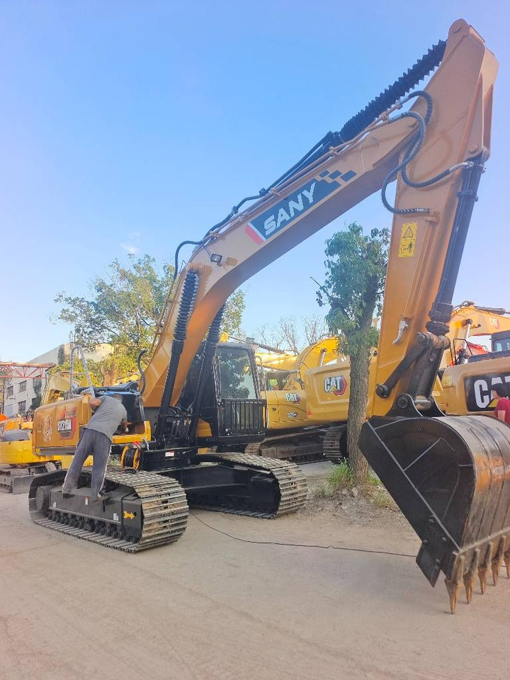 Sany SY 215 H - Excavadora de cadenas: foto 1 Sany SY 215 H - Excavadora de cadenas: foto 1