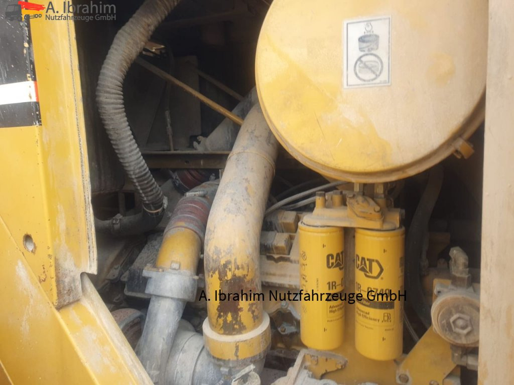 CAT 990 Zustand gut, Video vorhanden ohne Ketten!! - Cargadora de ruedas: foto 3 CAT 990 Zustand gut, Video vorhanden ohne Ketten!! - Cargadora de ruedas: foto 3
