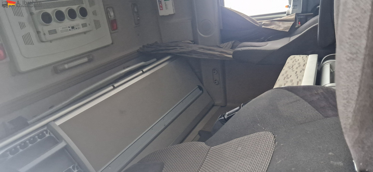 Daf XF460 FT Vollspoiler, Retarder Klima - Cabeza tractora: foto 5 Daf XF460 FT Vollspoiler, Retarder Klima - Cabeza tractora: foto 5