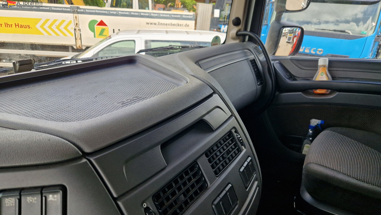 Daf XF460 Superspacecab, 2x Tank, Retarder - Cabeza tractora: foto 4 Daf XF460 Superspacecab, 2x Tank, Retarder - Cabeza tractora: foto 4