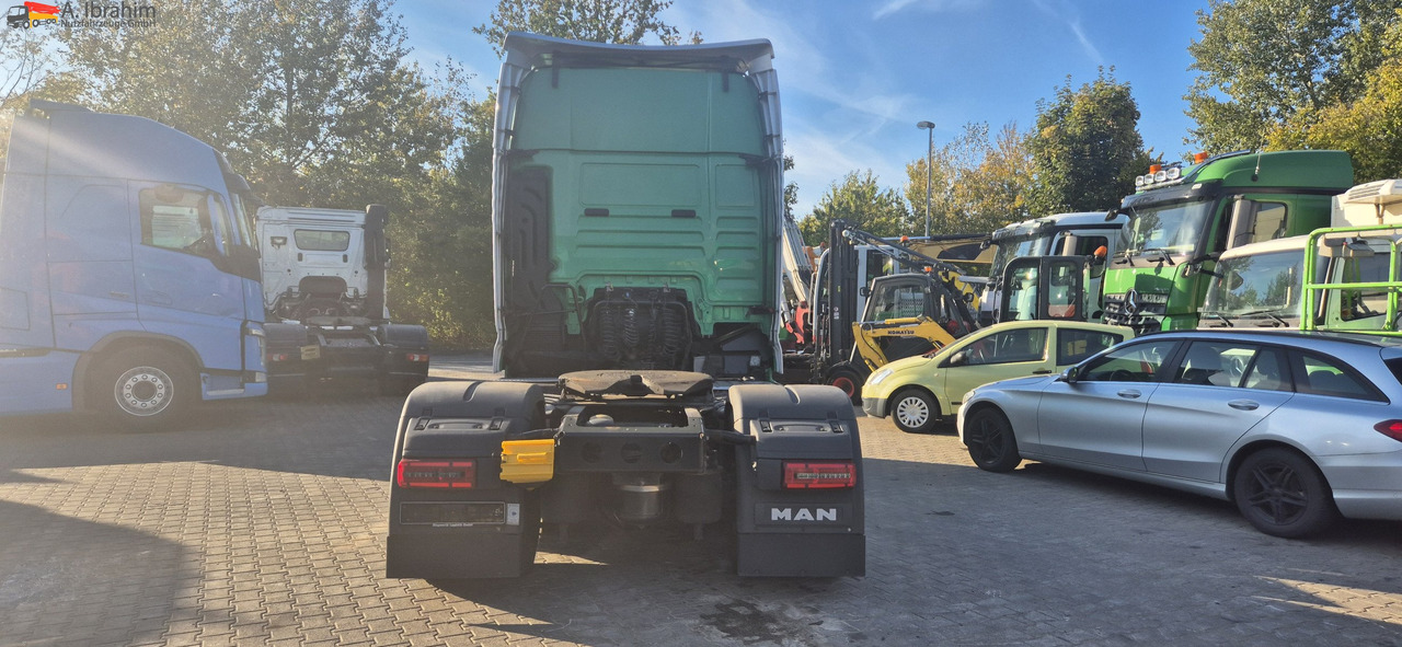 Cabeza tractora MAN TGX 18.460 Retarder, Klima, 1. Hand ATM: foto 11 Cabeza tractora MAN TGX 18.460 Retarder, Klima, 1. Hand ATM: foto 11