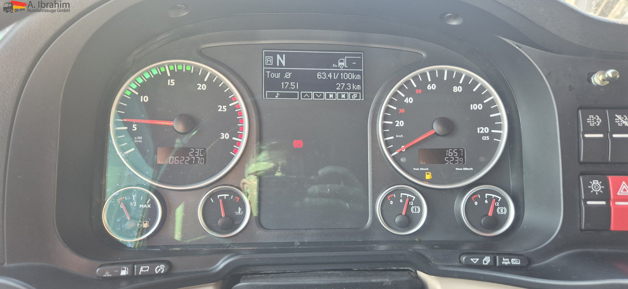 Cabeza tractora MAN TGX 18.460 Retarder, Klima, 1. Hand ATM: foto 13 Cabeza tractora MAN TGX 18.460 Retarder, Klima, 1. Hand ATM: foto 13