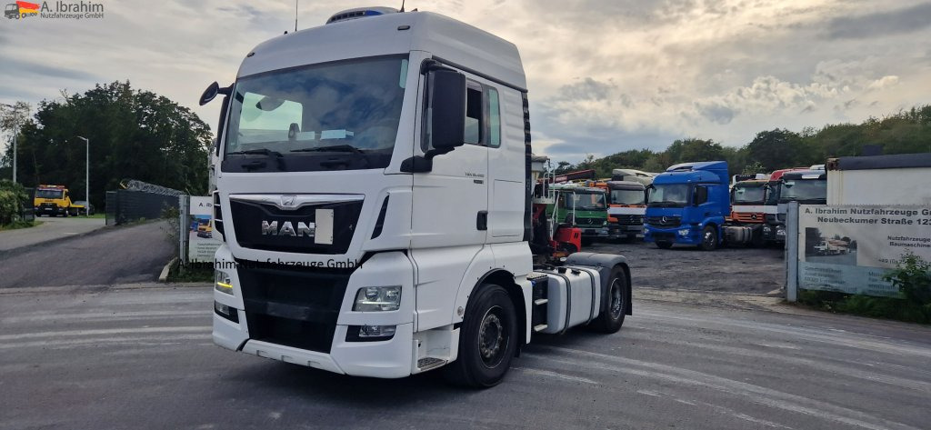 MAN TGX 18.480 Kipphydraulik, Retarder Standklima - Cabeza tractora: foto 1 MAN TGX 18.480 Kipphydraulik, Retarder Standklima - Cabeza tractora: foto 1
