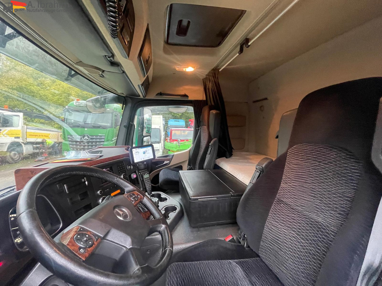 Mercedes-Benz 1836 Spoiler, Vollservice, Topzustand | Navigationsystem | Originalkilometer - Cabeza tractora: foto 5 Mercedes-Benz 1836 Spoiler, Vollservice, Topzustand | Navigationsystem | Originalkilometer - Cabeza tractora: foto 5