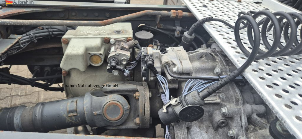Mercedes-Benz 1840LS Retarder Klima, Kühlerkompressor - Cabeza tractora: foto 3 Mercedes-Benz 1840LS Retarder Klima, Kühlerkompressor - Cabeza tractora: foto 3
