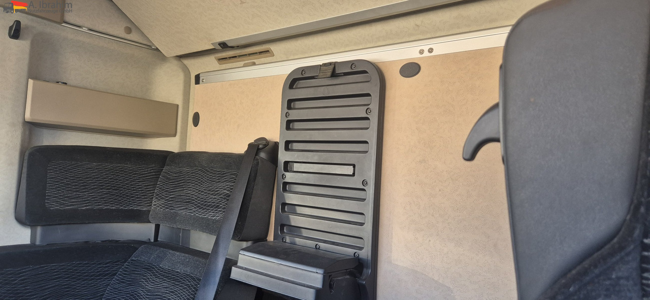 Mercedes-Benz 1843 LS 4x2 mehrfach vorhanden - Cabeza tractora: foto 2 Mercedes-Benz 1843 LS 4x2 mehrfach vorhanden - Cabeza tractora: foto 2