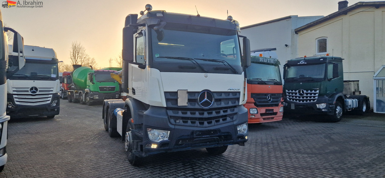 Cabeza tractora Mercedes-Benz 2643 6x4, Blatt Luft, scheckheft Mercedes , Kipphydraulik: foto 10