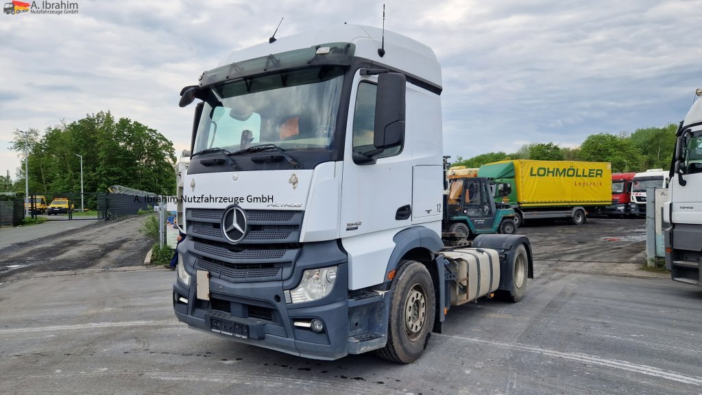 Mercedes-Benz DB 1842, Kipphydraulik - Cabeza tractora: foto 1 Mercedes-Benz DB 1842, Kipphydraulik - Cabeza tractora: foto 1