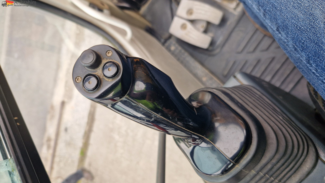 Liebherr A316 Schnellwechsler, Hammerverrohrung, Verstellausleger Deutz Motor - Miniexcavadora: foto 3 Liebherr A316 Schnellwechsler, Hammerverrohrung, Verstellausleger Deutz Motor - Miniexcavadora: foto 3