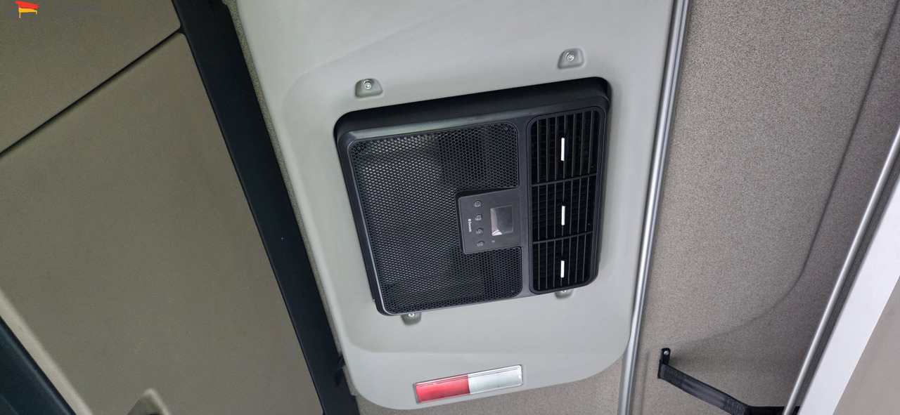 MAN TGX 26.460 6x2 | Lift-Lenkachse | Retarder | Klima | 2 x Vorhanden - Camión portacontenedore/ Intercambiable: foto 4 MAN TGX 26.460 6x2 | Lift-Lenkachse | Retarder | Klima | 2 x Vorhanden - Camión portacontenedore/ Intercambiable: foto 4