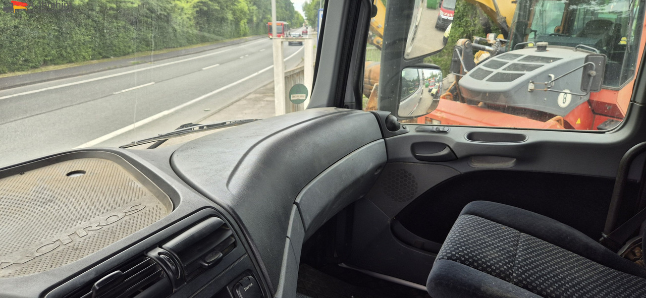 Mercedes-Benz 2546 L Meiller Absetzkipper 6x2, Vorlauf-Lenkachse, mp3 - Camión portacontenedor de cadenas: foto 2 Mercedes-Benz 2546 L Meiller Absetzkipper 6x2, Vorlauf-Lenkachse, mp3 - Camión portacontenedor de cadenas: foto 2