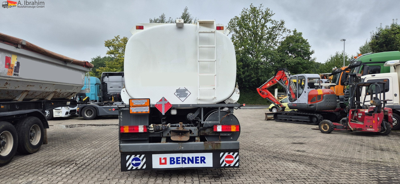 Camión cisterna Mercedes-Benz Actros 2536 L 3 Kammern, 19500 L, mp3, Oben Unten Befüllung: foto 11 Camión cisterna Mercedes-Benz Actros 2536 L 3 Kammern, 19500 L, mp3, Oben Unten Befüllung: foto 11