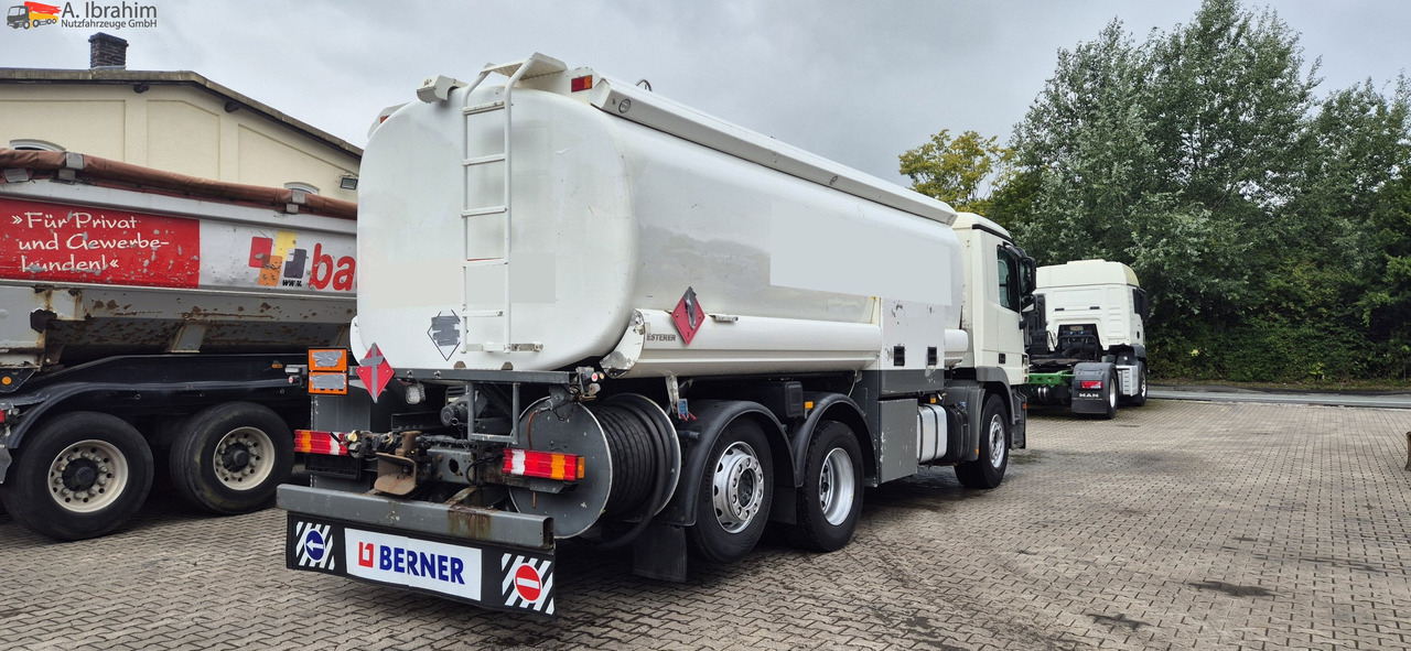 Camión cisterna Mercedes-Benz Actros 2536 L 3 Kammern, 19500 L, mp3, Oben Unten Befüllung: foto 12 Camión cisterna Mercedes-Benz Actros 2536 L 3 Kammern, 19500 L, mp3, Oben Unten Befüllung: foto 12