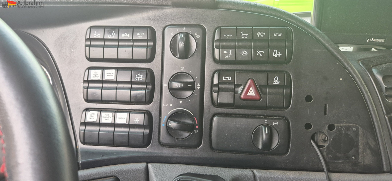 Camión cisterna Mercedes-Benz Actros 2536 L 3 Kammern, 19500 L, mp3, Oben Unten Befüllung: foto 14 Camión cisterna Mercedes-Benz Actros 2536 L 3 Kammern, 19500 L, mp3, Oben Unten Befüllung: foto 14