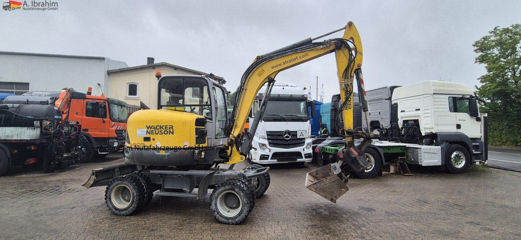 Excavadora de ruedas Wacker Neuson 6503 E05-07  hydr. Schnellwechsler mit Oilquick: foto 10