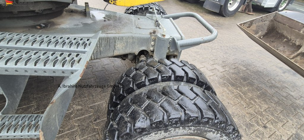 Excavadora de ruedas Wacker Neuson 6503 E05-07  hydr. Schnellwechsler mit Oilquick: foto 6