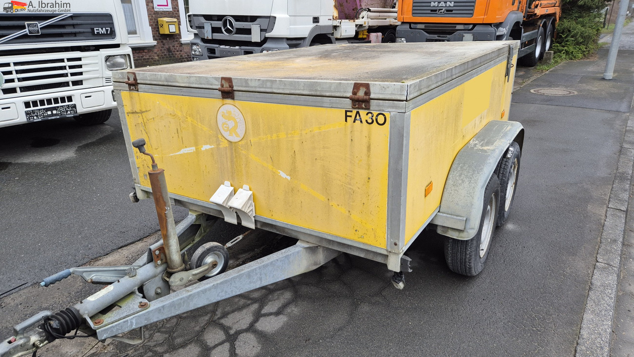 Remolque caja cerrada Wagenbouw Hapert K2700 Deichsel verstellbar: foto 8 Remolque caja cerrada Wagenbouw Hapert K2700 Deichsel verstellbar: foto 8