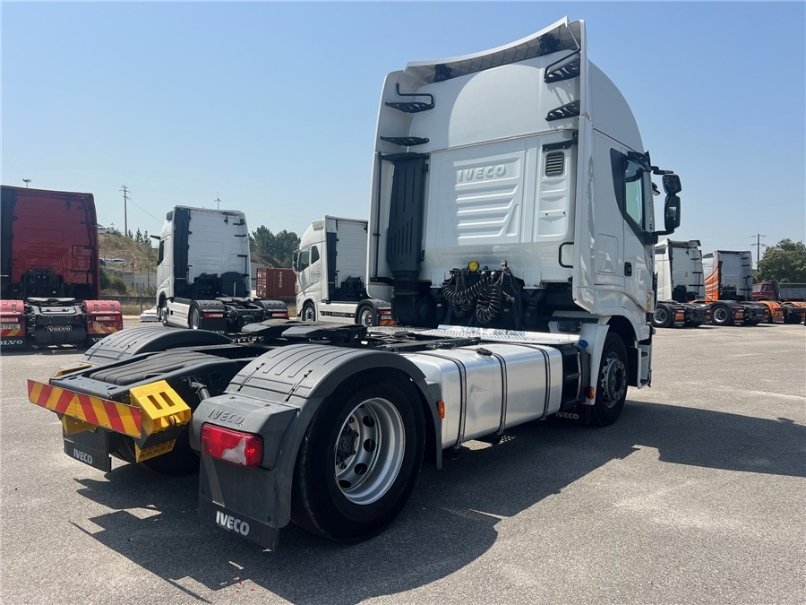 Iveco AS440S46T/P - Cabeza tractora: foto 4 Iveco AS440S46T/P - Cabeza tractora: foto 4