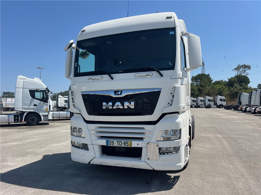 MAN TGX 18.460 - Cabeza tractora: foto 2 MAN TGX 18.460 - Cabeza tractora: foto 2
