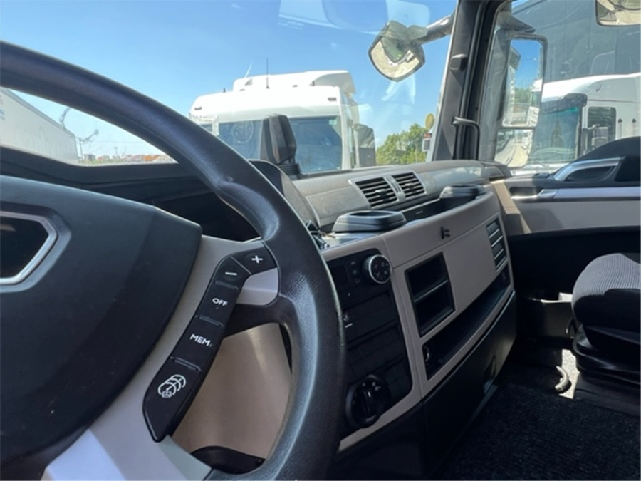 Cabeza tractora MAN TGX 18.460: foto 6