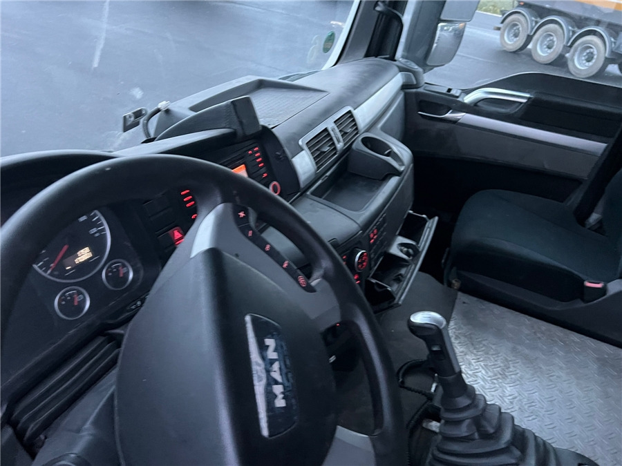 Camión chasis MAN TGS 28.360 BL E5: foto 10 Camión chasis MAN TGS 28.360 BL E5: foto 10