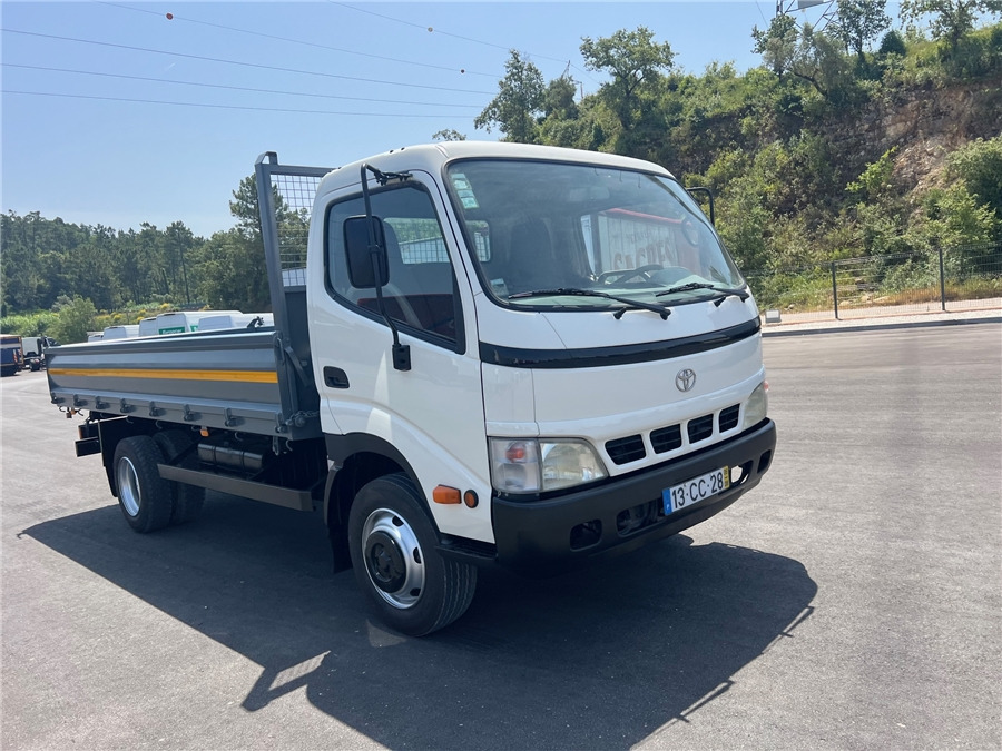 TOYOTA DYNA - Camión volquete: foto 4 TOYOTA DYNA - Camión volquete: foto 4