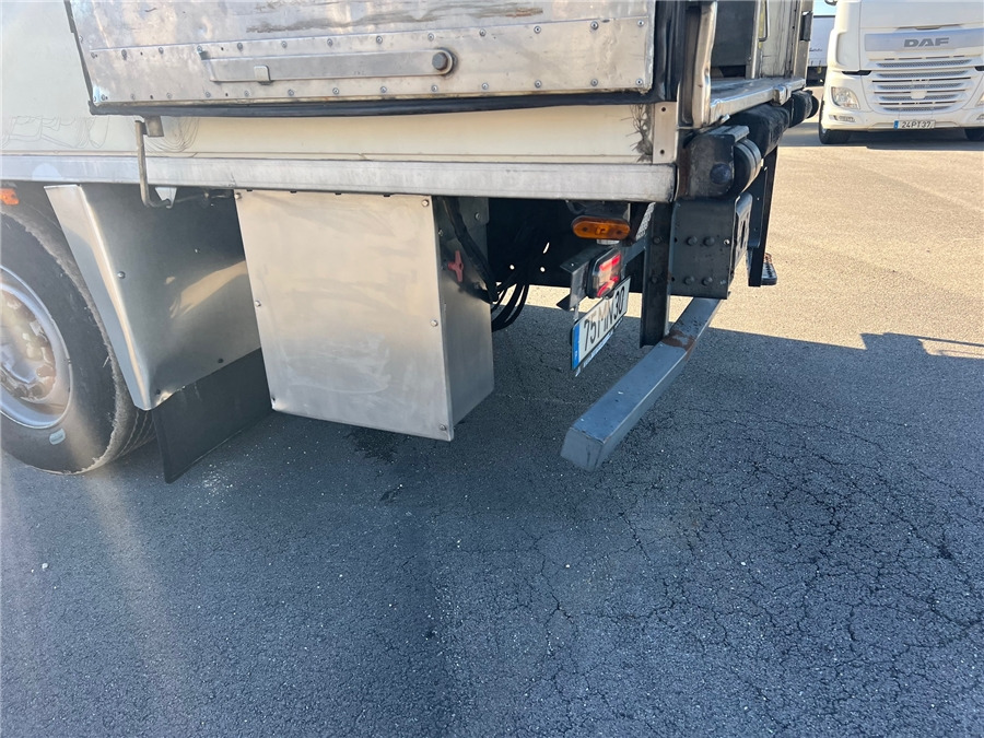 Camión frigorífico Volvo FM 9: foto 13