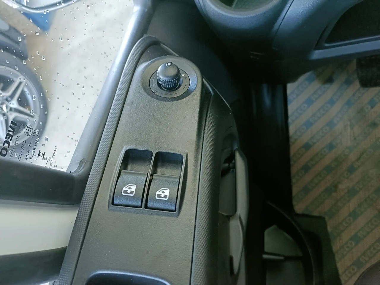 Furgoneta basculante IVECO DAILY 35C16 NUOVO 3.0 cc MOD: 2025 RIBALTABILE: foto 14