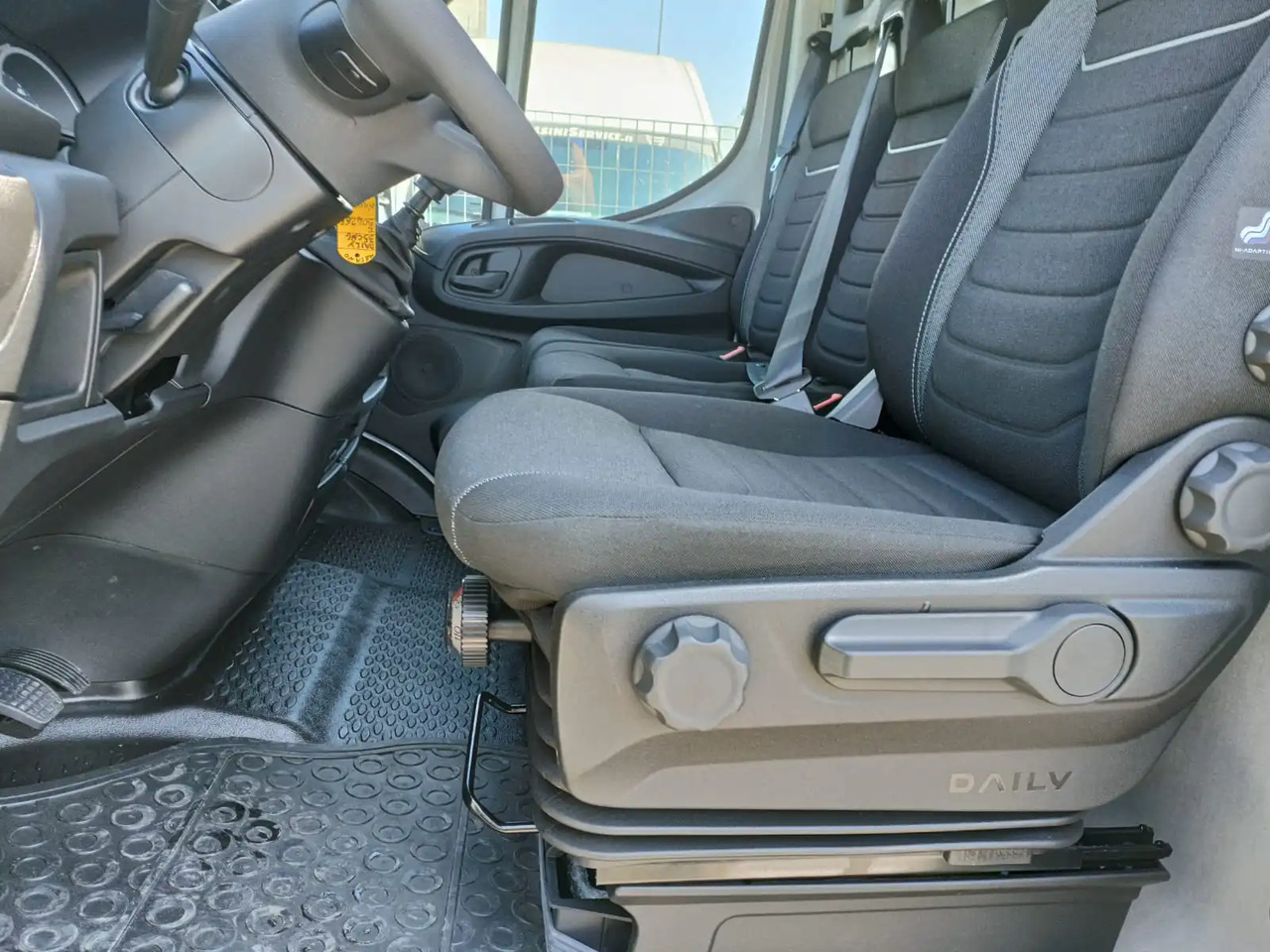 Leasing de  IVECO DAILY 35S14 L2H2 CNG METANO KM 0 IVECO DAILY 35S14 L2H2 CNG METANO KM 0: foto 13