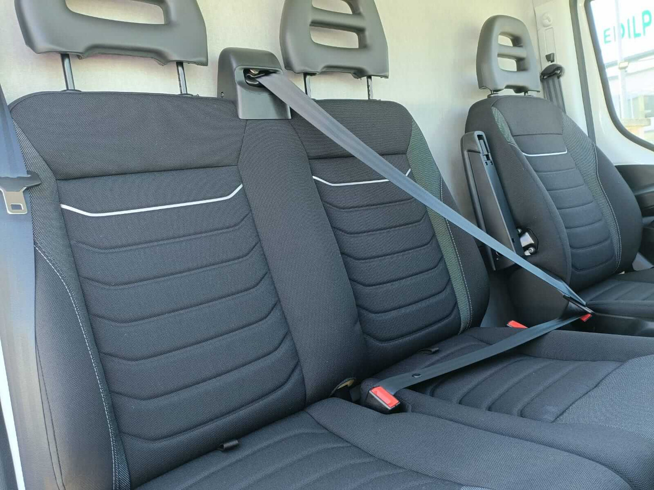 Leasing de  IVECO DAILY 35S14 L2H2 CNG METANO KM 0 IVECO DAILY 35S14 L2H2 CNG METANO KM 0: foto 11