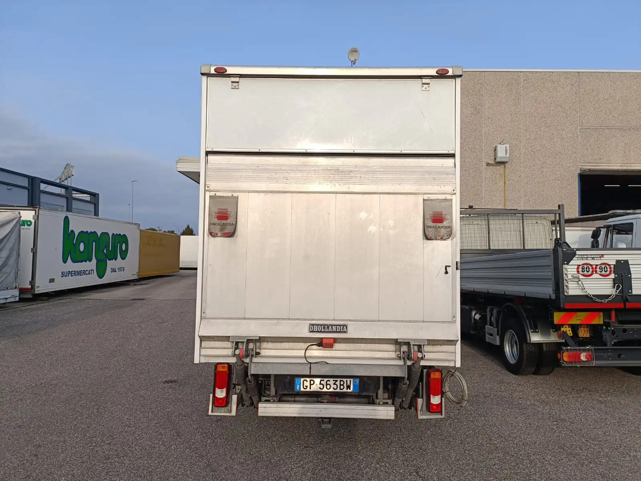 SPONDA IDRAULICA DHOLLANDIA - Trampilla elevadora: foto 1 SPONDA IDRAULICA DHOLLANDIA - Trampilla elevadora: foto 1