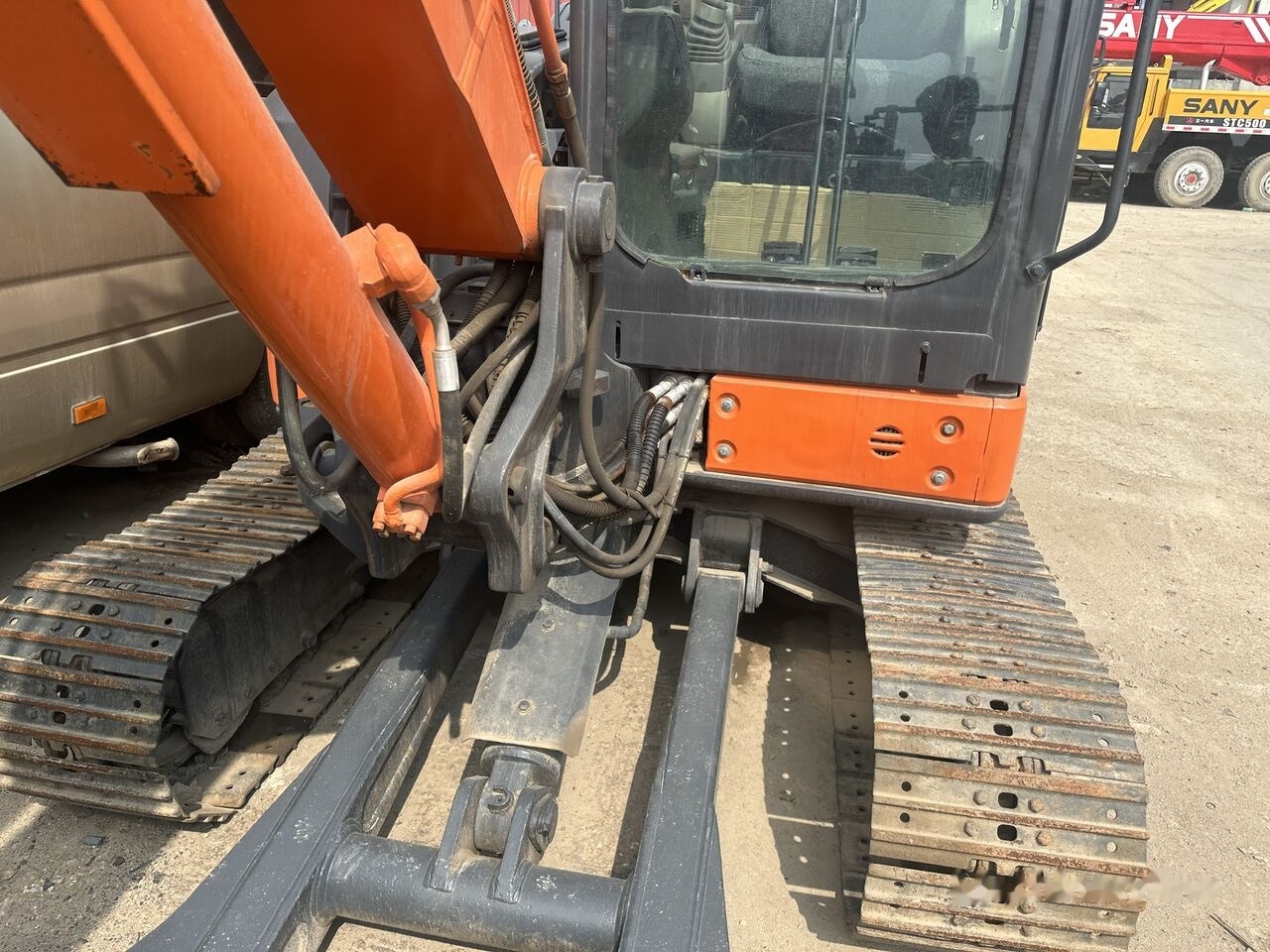 Hitachi ZX65 - Miniexcavadora: foto 2 Hitachi ZX65 - Miniexcavadora: foto 2