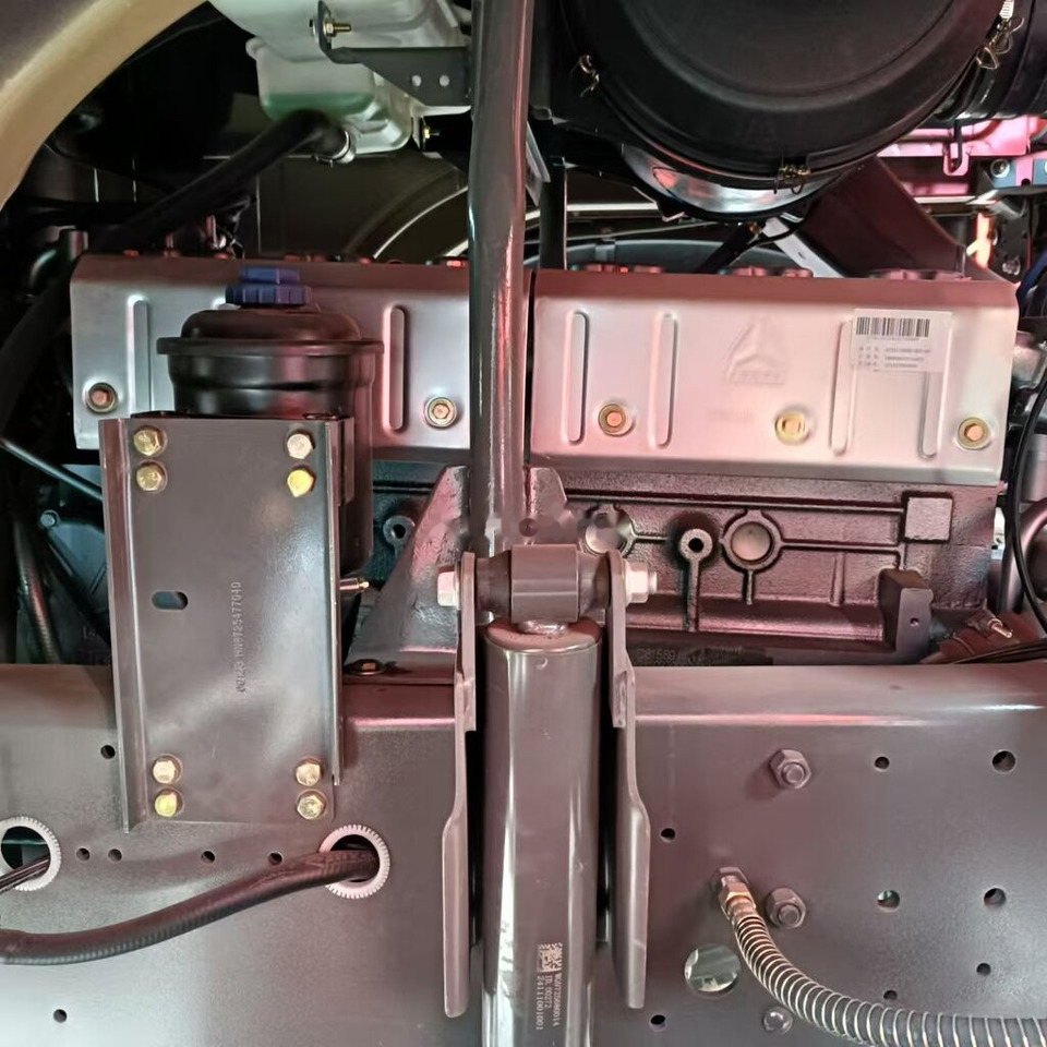 Howo New - Camión volquete: foto 5 Howo New - Camión volquete: foto 5