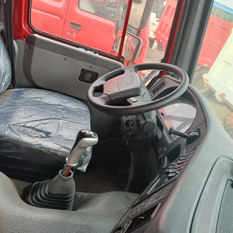 Howo New - Camión volquete: foto 3 Howo New - Camión volquete: foto 3