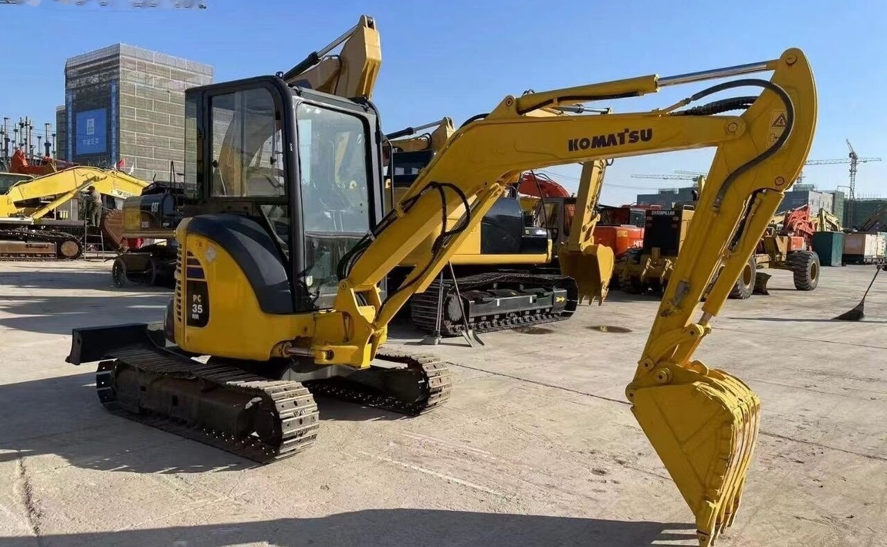 Komatsu PC35 - Miniexcavadora: foto 5 Komatsu PC35 - Miniexcavadora: foto 5
