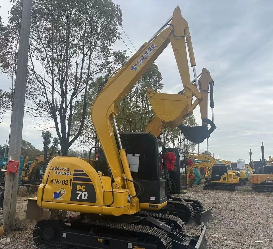 Komatsu PC70 - Miniexcavadora: foto 2 Komatsu PC70 - Miniexcavadora: foto 2