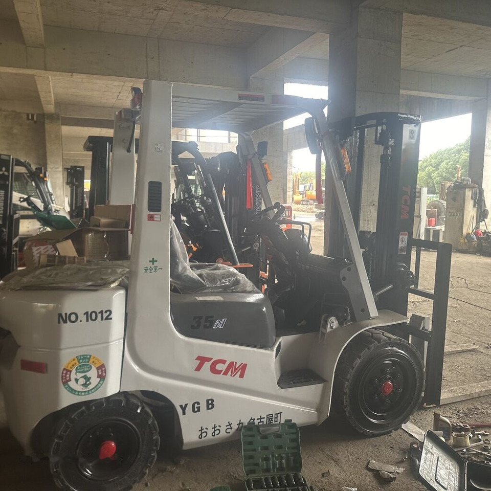 TCM 35N - Carretilla elevadora diésel: foto 1 TCM 35N - Carretilla elevadora diésel: foto 1