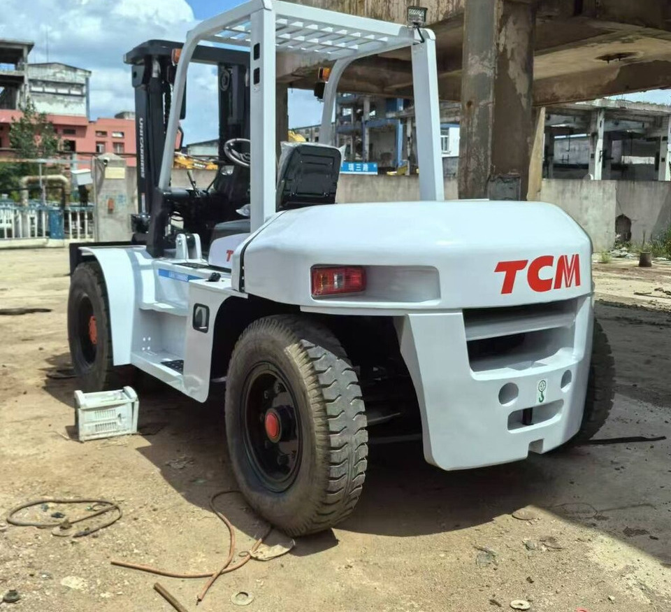 TCM FD100 - Carretilla elevadora diésel: foto 4 TCM FD100 - Carretilla elevadora diésel: foto 4